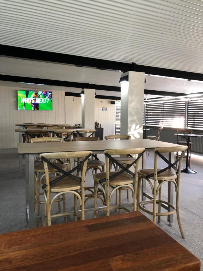 Club Hotel Motel Рома Екстериор снимка